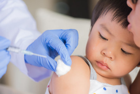 How to Soothe a Baby When Taking Vaccine Shots